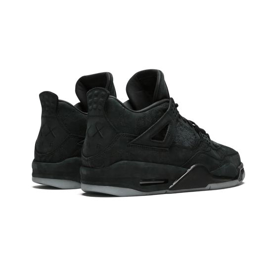 Air Jordan 4 Outfit X Kaws Black Jordan Sneakers