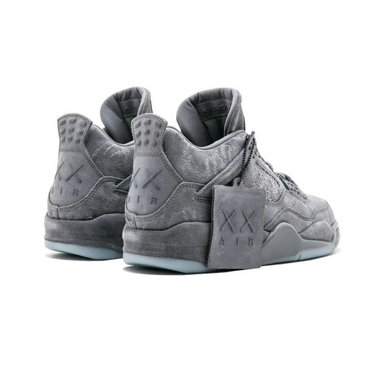 Air Jordan 4 Outfit X Kaws Gray Jordan Sneakers